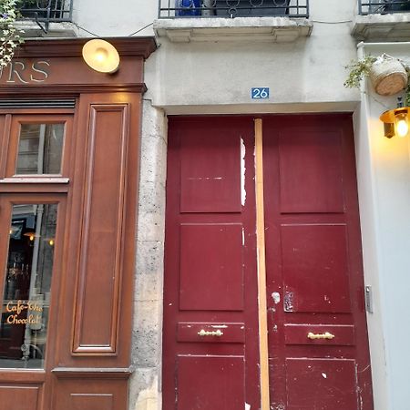 Cosy 2 Pieces Typiquement Parisien A Notre-Dameアパートメント エクステリア 写真