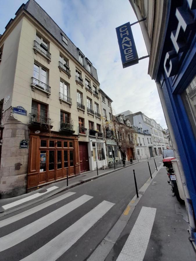 Cosy 2 Pieces Typiquement Parisien A Notre-Dameアパートメント エクステリア 写真
