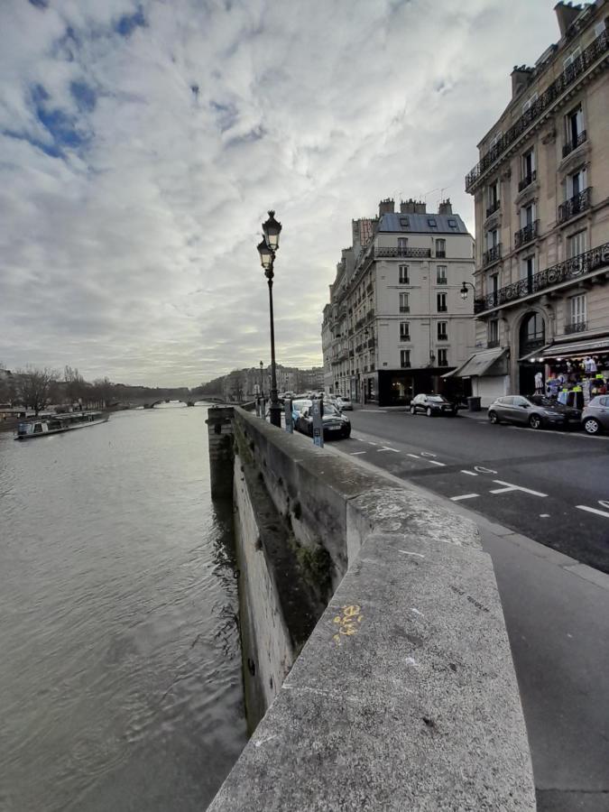Cosy 2 Pieces Typiquement Parisien A Notre-Dameアパートメント エクステリア 写真